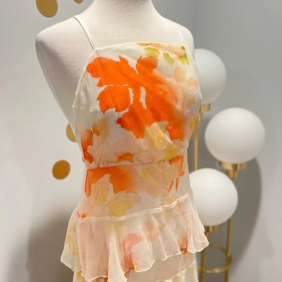 Urban Outfitters Tally Tiered Floral Maxi Dress - Picture 7 of 10